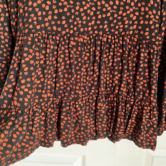 NEW LOOK DOUBLE TIERED TOP - Picture 8 of 8